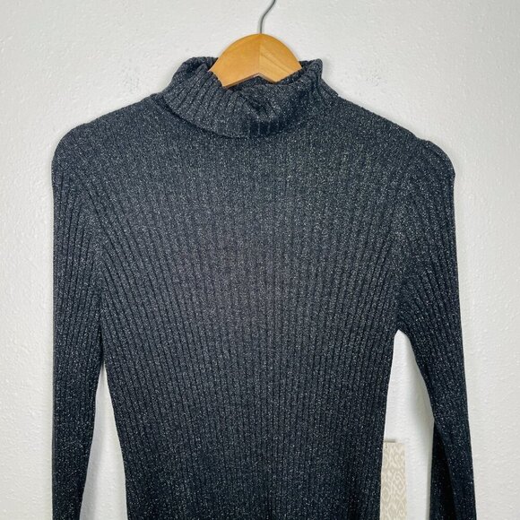 NWT Chico's Graphite Gray Sparkle Lurex Ribbed Turtleneck Size: Medium - Picture 3 of 9